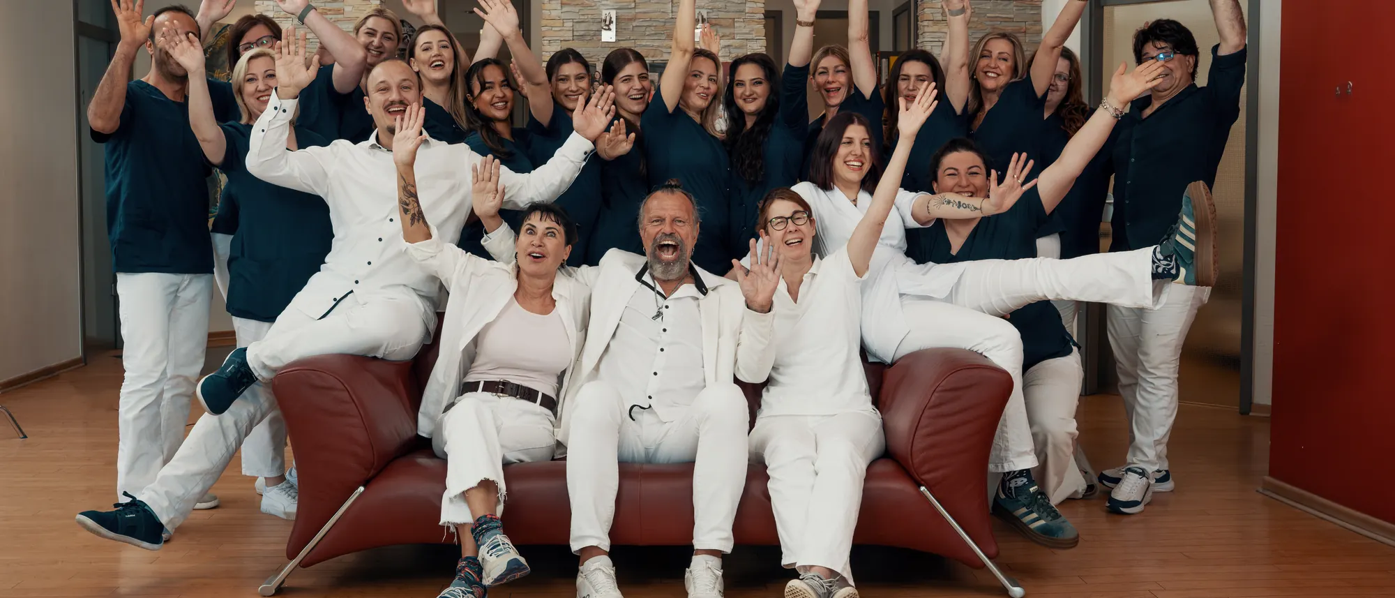 Das Team der Zahnarztpraxis Wörner in Wesseling